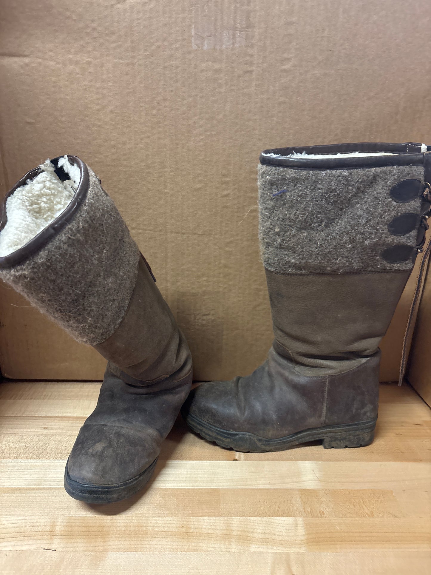 ADA Thinsulate Winter Barn Boot-Brown-38