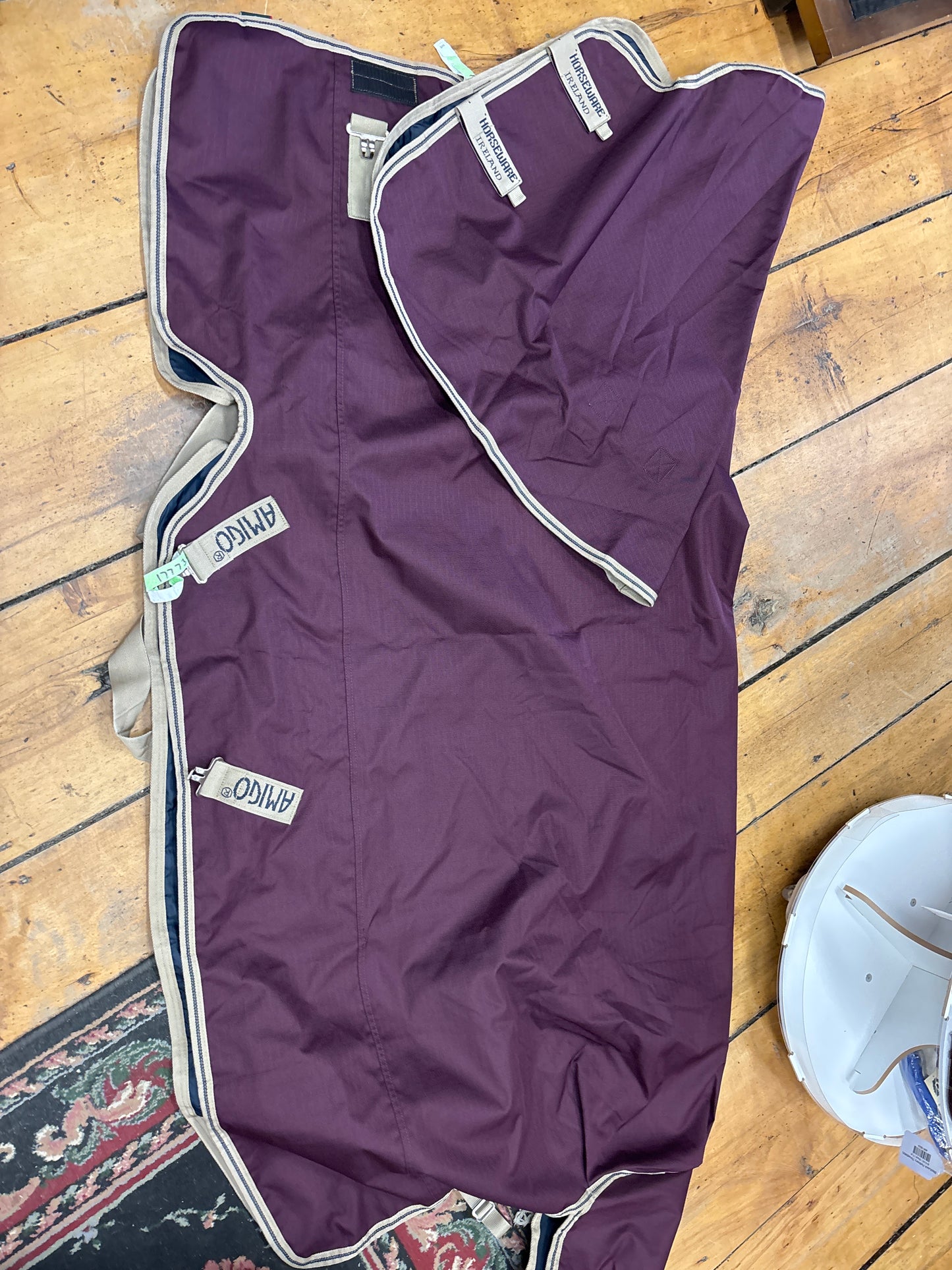 Amigo 0g Turnout Sheet-Maroon-69”