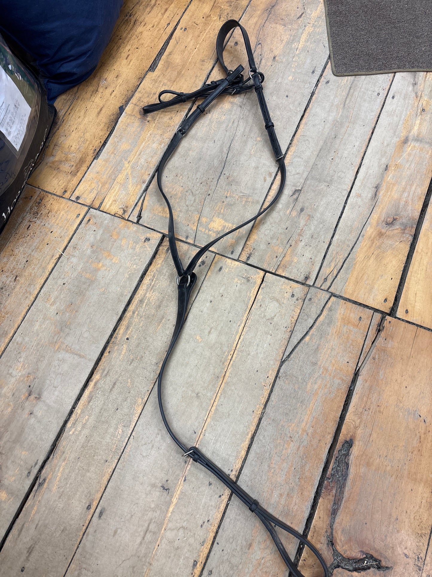 Breastplate-Black-XFULL