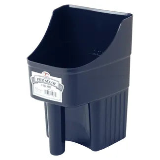 3qt Enclosed Plastic Feed Scoop