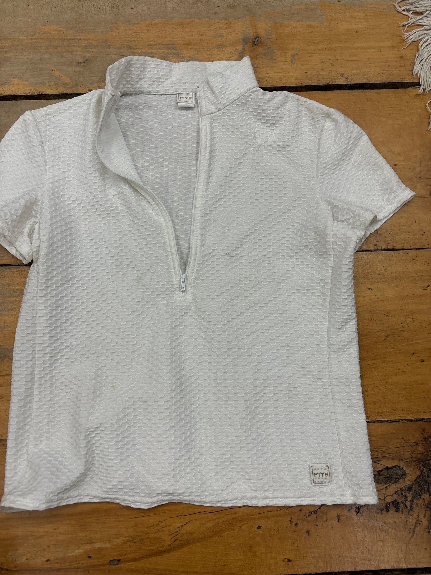 FITS 1/2 Zip Short Sleeve-White-Medium