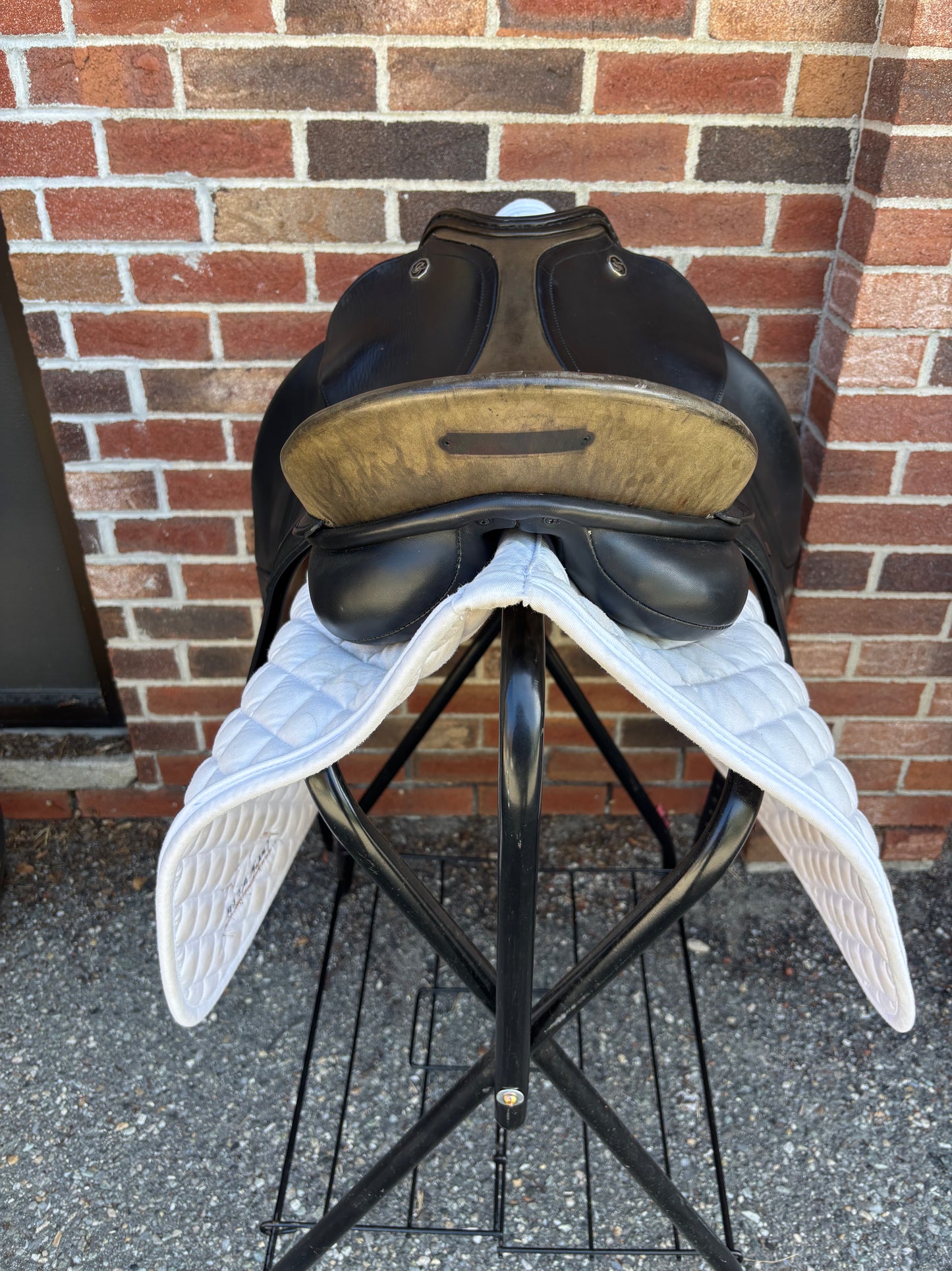 Kieffer Munchen Dressage Saddle-Black-17”-Medium