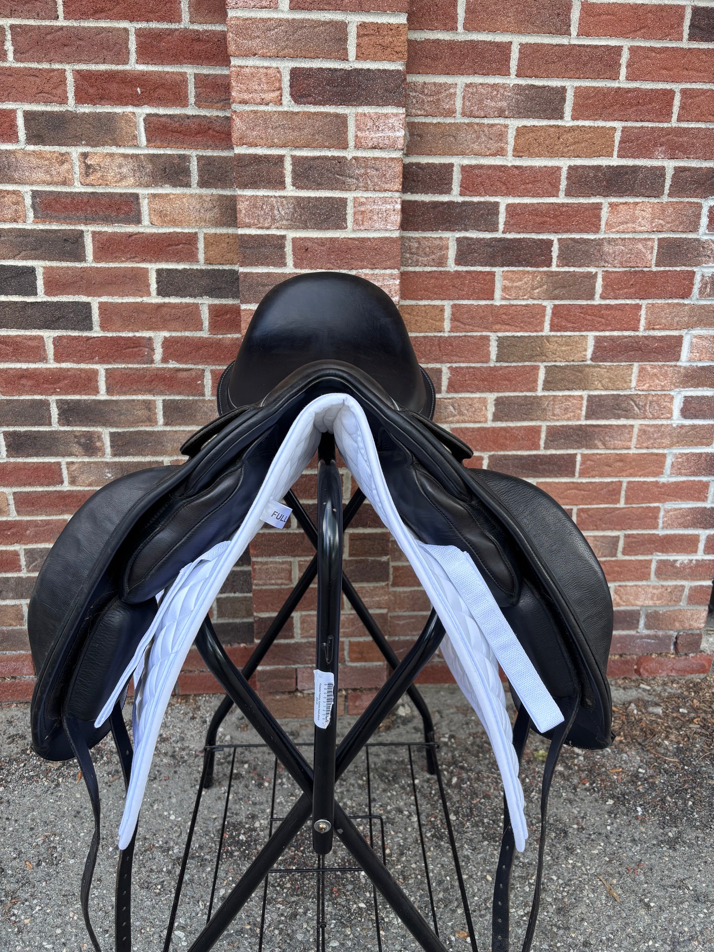 Fairfax World Class Monoflap Dressage Saddle-Black-Adjustable-17.5”