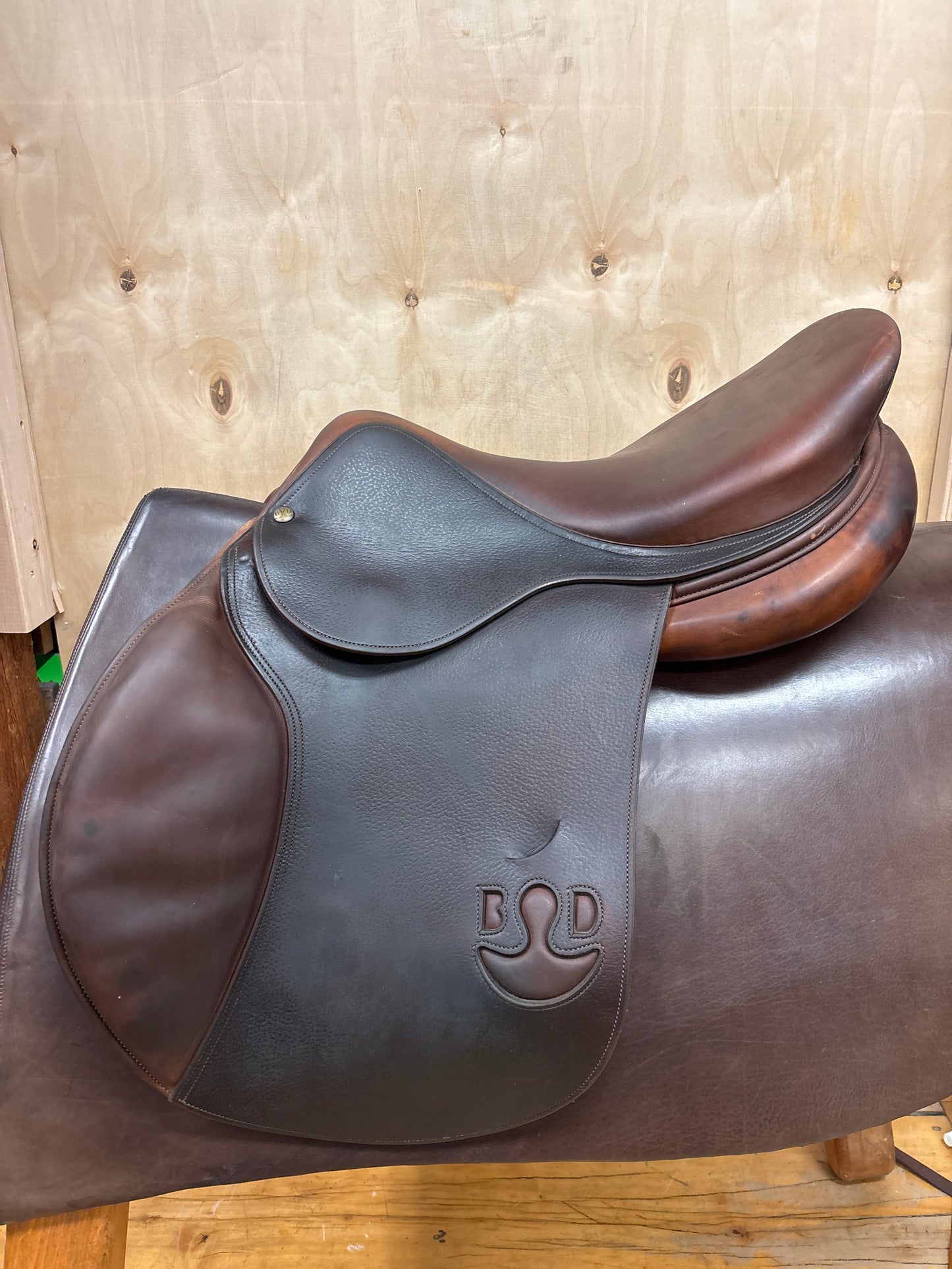 Bruno Delgrange Virtuose Jump Saddle-Brown-18”-Medium Wide