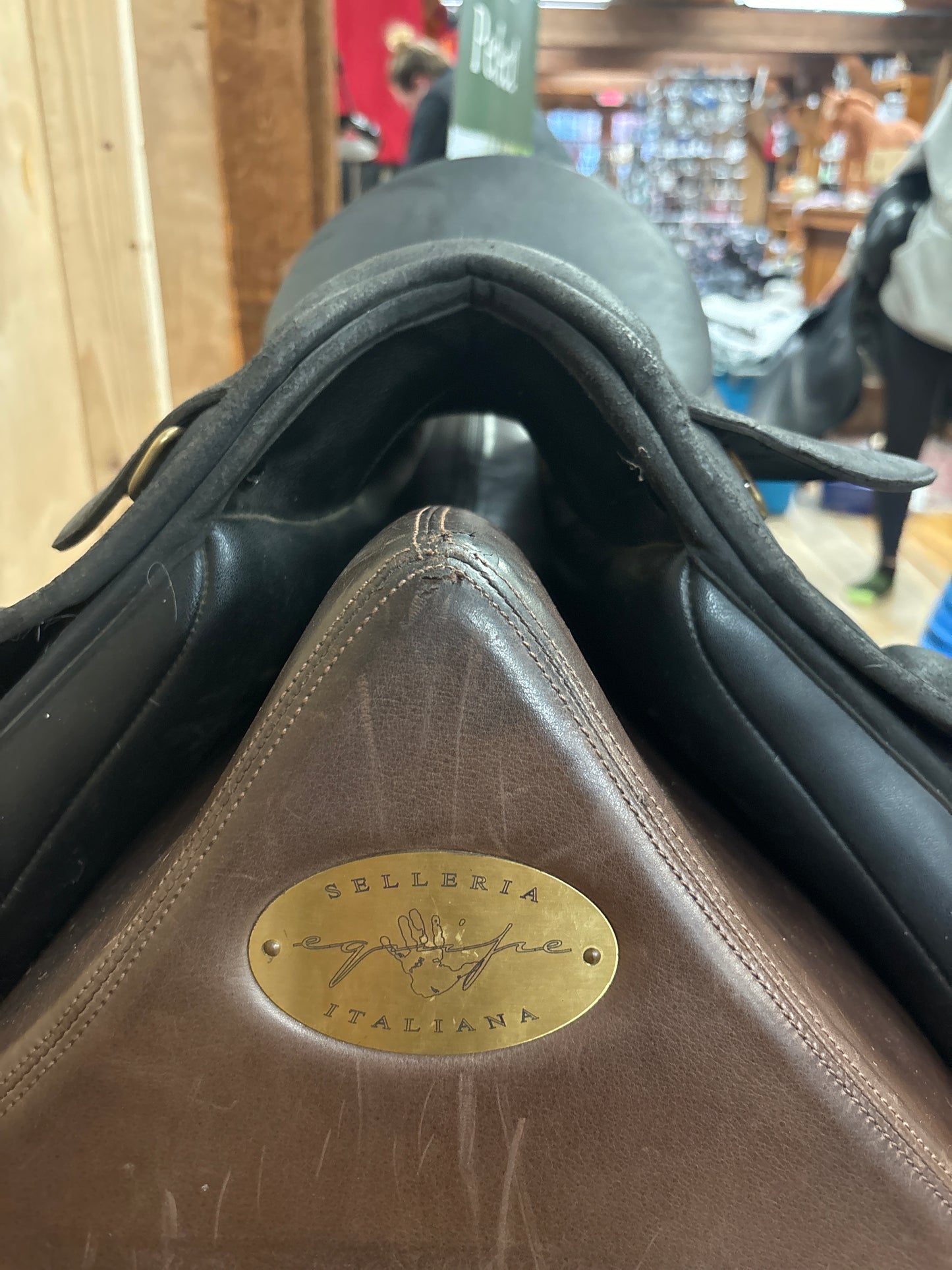 Wintec Pro Dressage Saddle-Black-Adjustable-18”