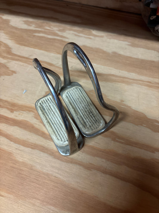 Safety Stirrup Irons-4.75”