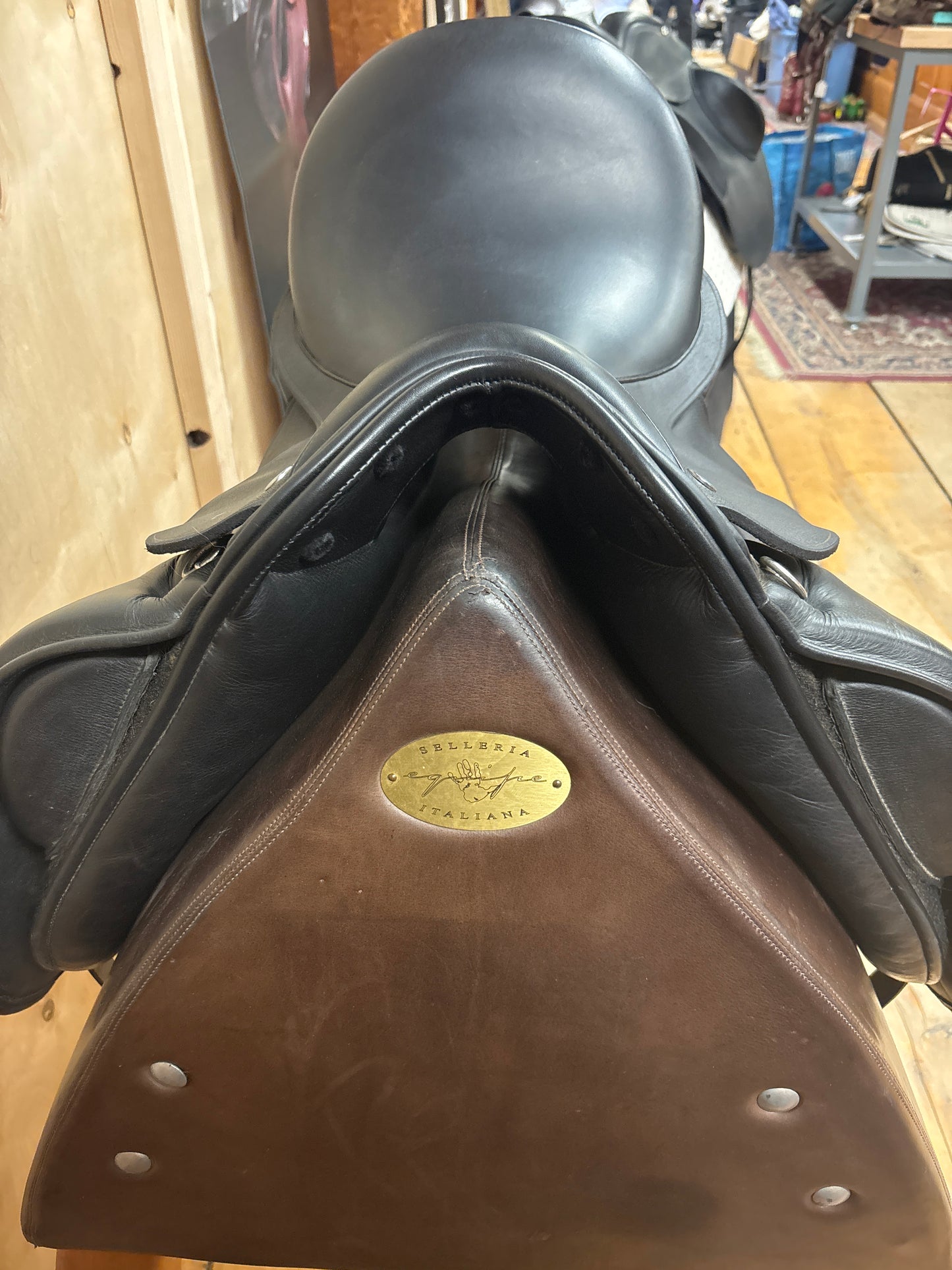 Takt TSD-37 Dressage Saddle-Black-17”-Medium Wide