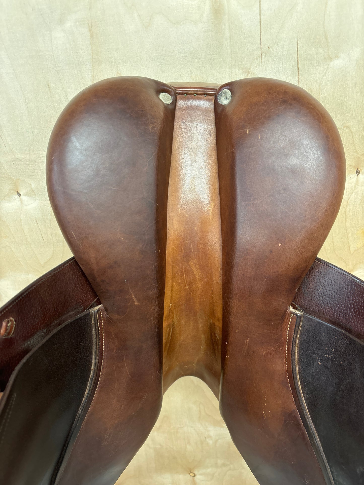 CWD Jump Saddle-Brown-Medium-18”