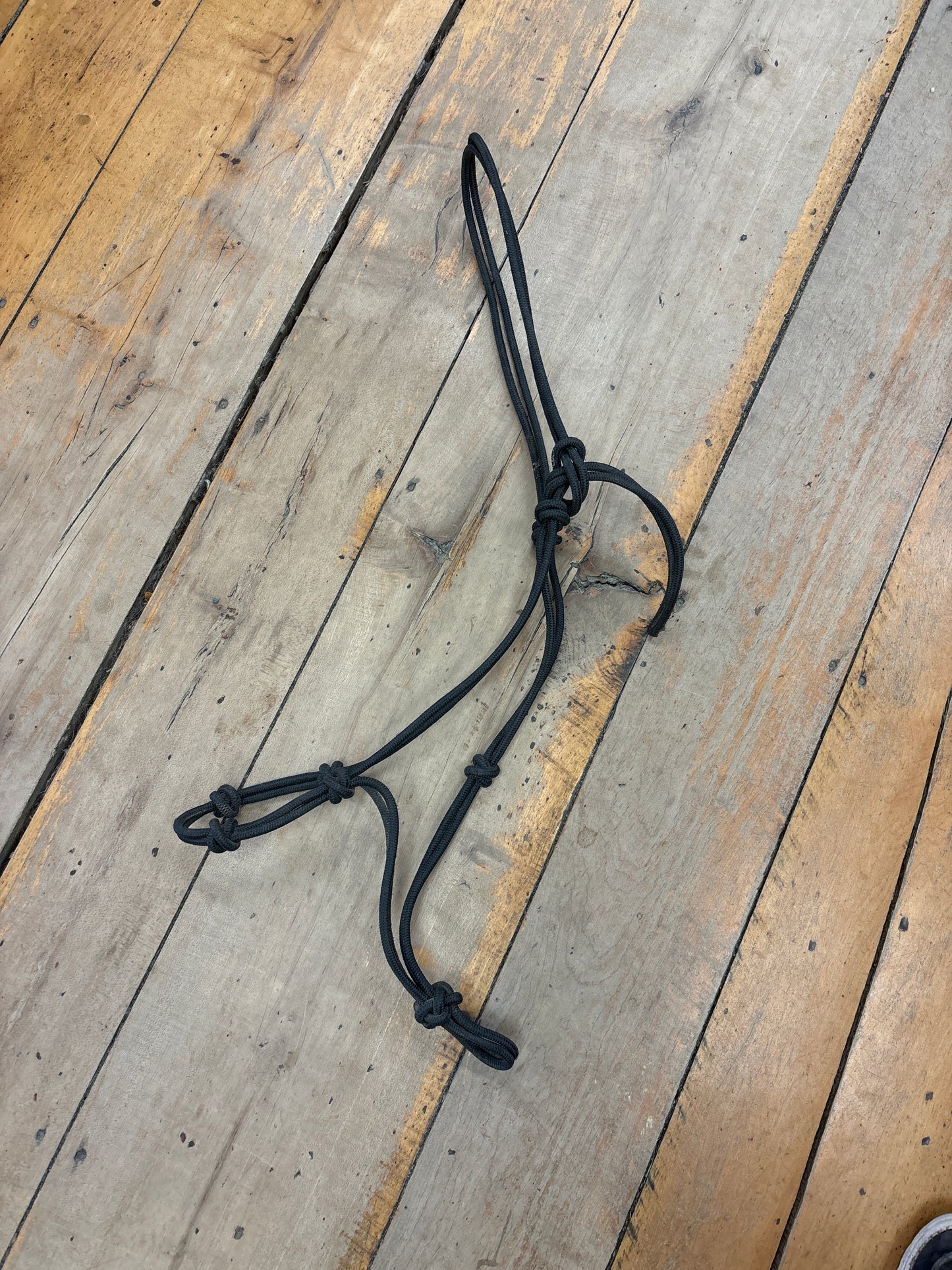 4 Knot Rope Halter-Black