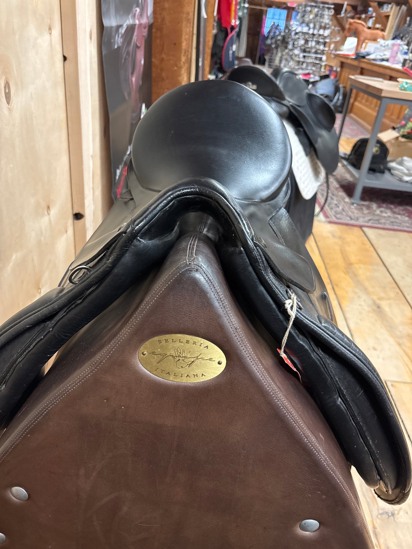 Collegiate Dressage Saddle-Black-16.5”-Medium Narrow