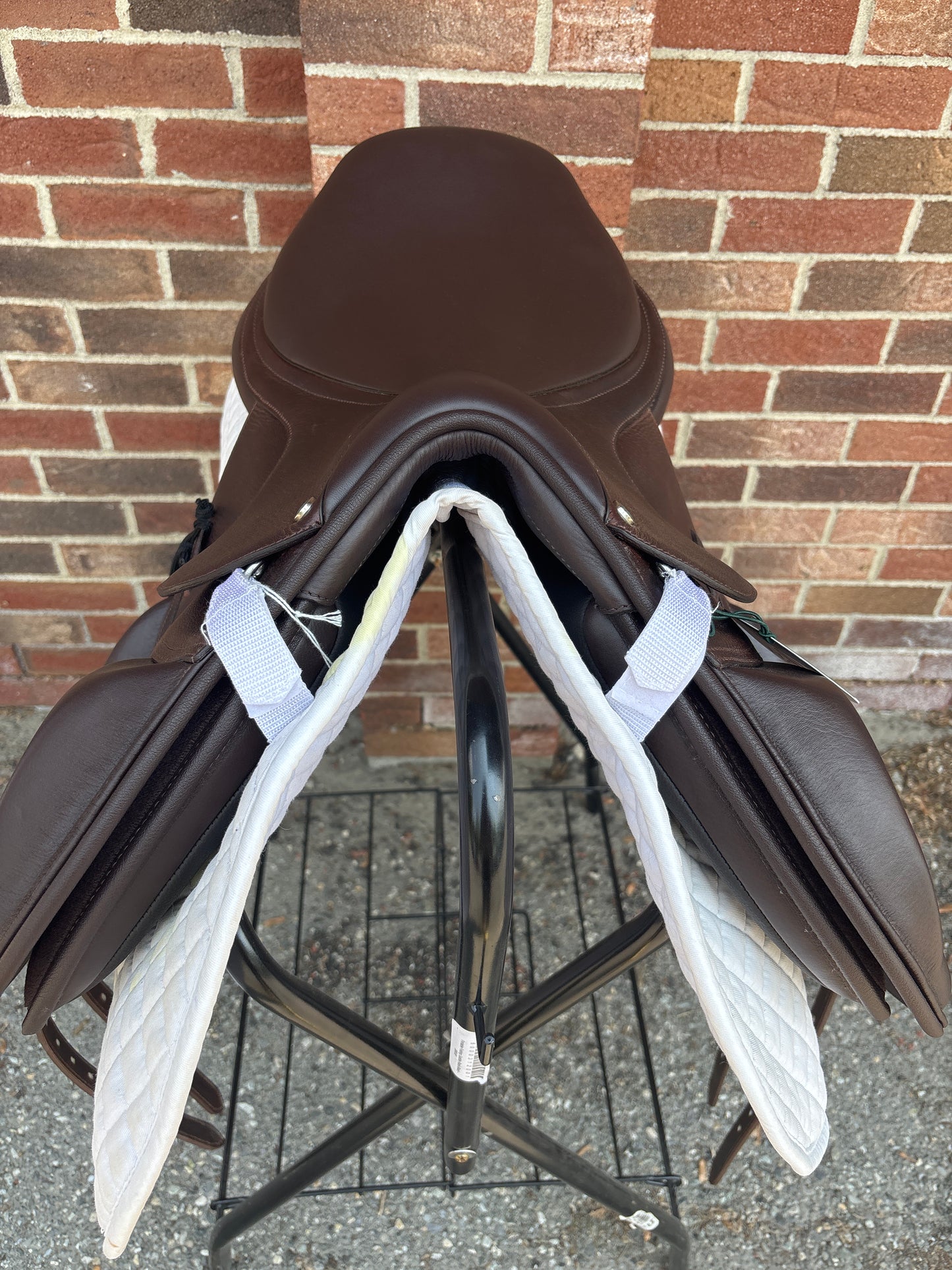 Arena Monoflap Jump Saddle-Brown-Adjustable-17”