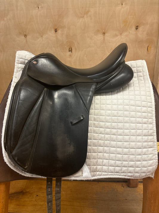 Lazer Dressage Saddle-Black-17”