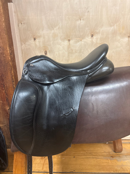 Anky Dressage Saddle-Black-18”-Medium Wide