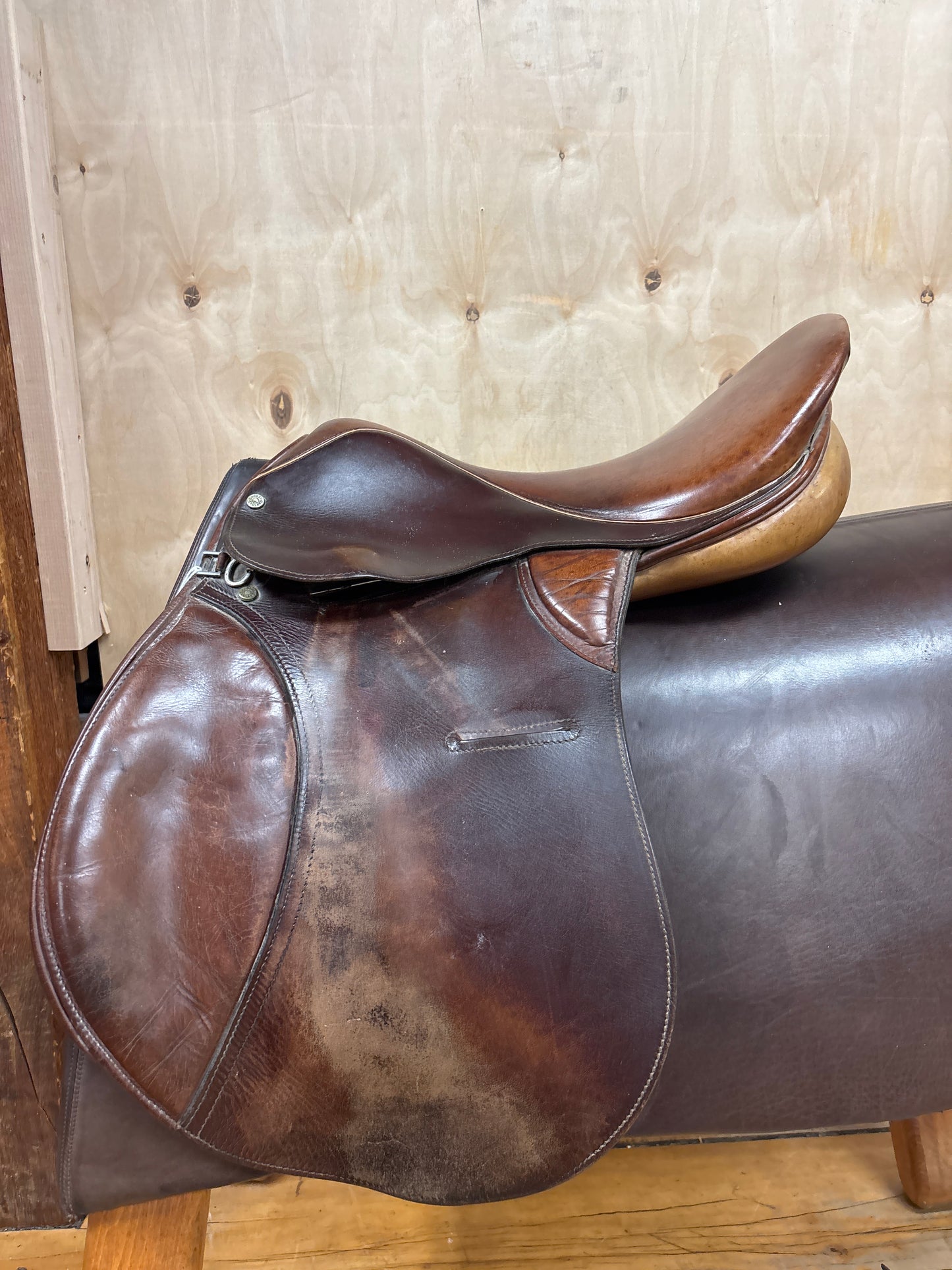 Crosby All Purpose Saddle-Brown-17”-Medium