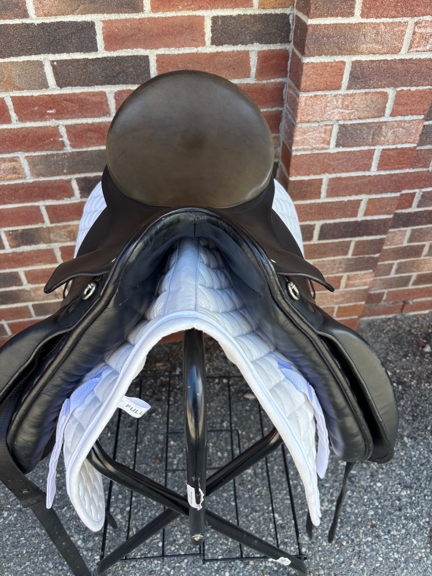 Kieffer Munchen Dressage Saddle-Black-17”-Medium