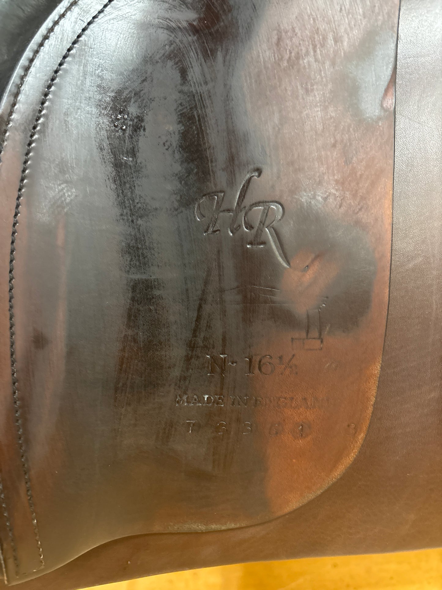 Albion HR Dressage Saddle-BiColor-16.5”-Narrow