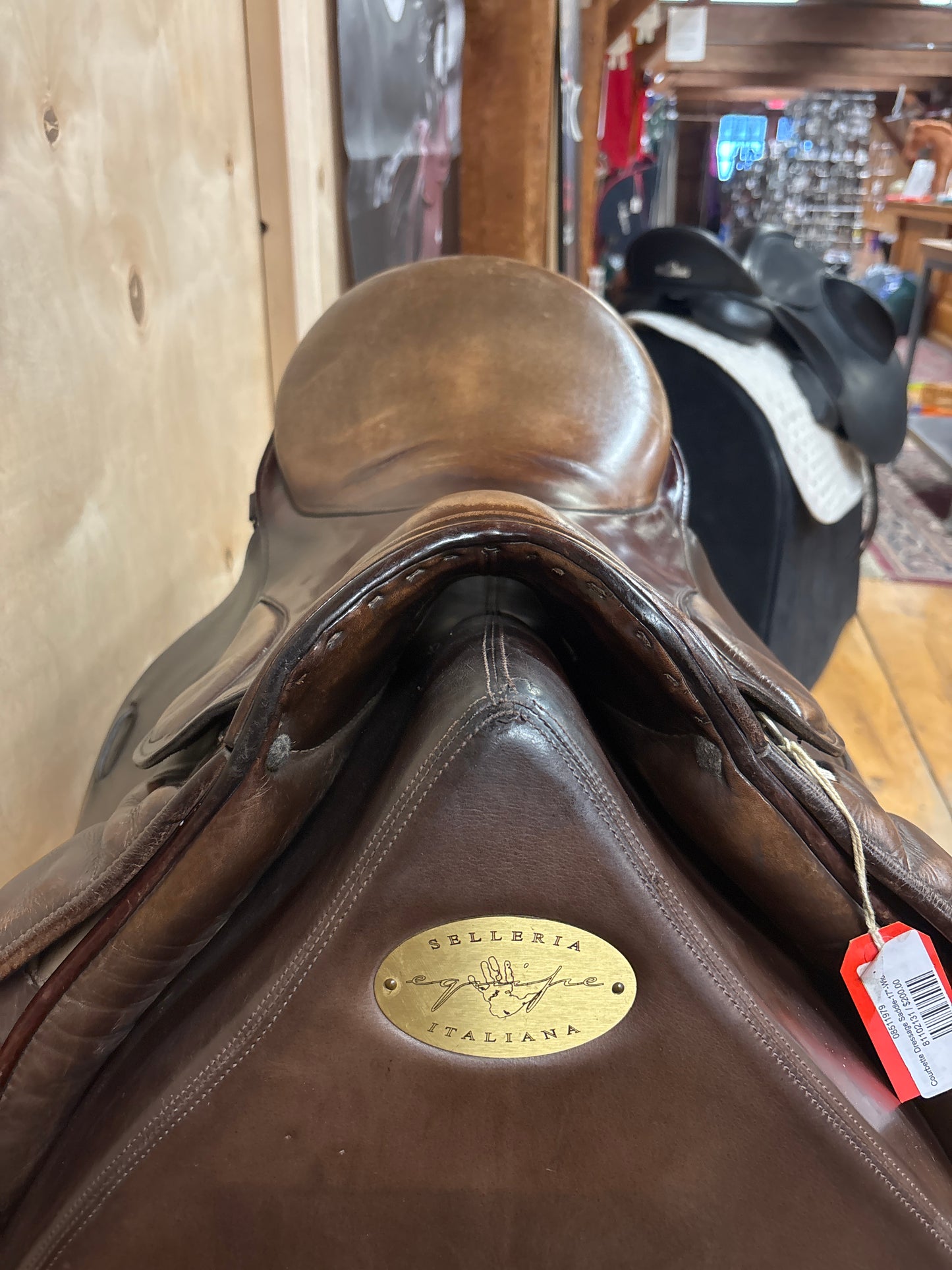 Courbette All Purpose Saddle-Brown-17”-Wide