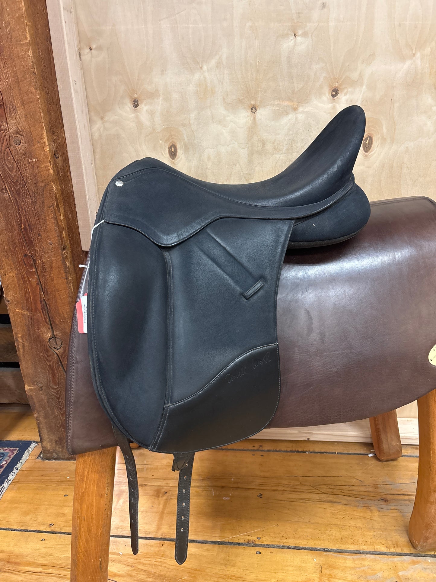 Wintec Isabell Dressage Saddle-Black-18”-Adjustable