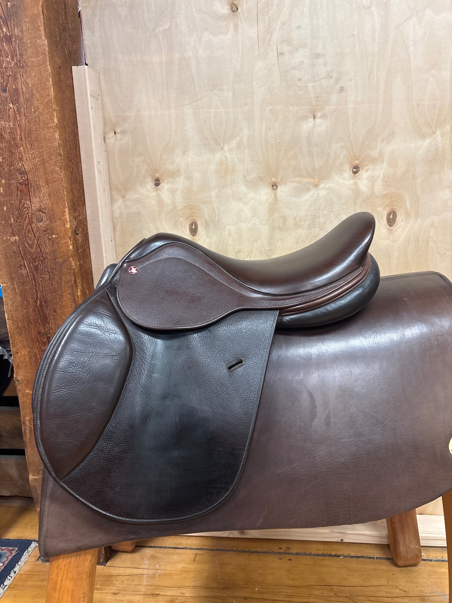 Cliff Barnsby Jump Saddle-Brown-17.5”-Medium