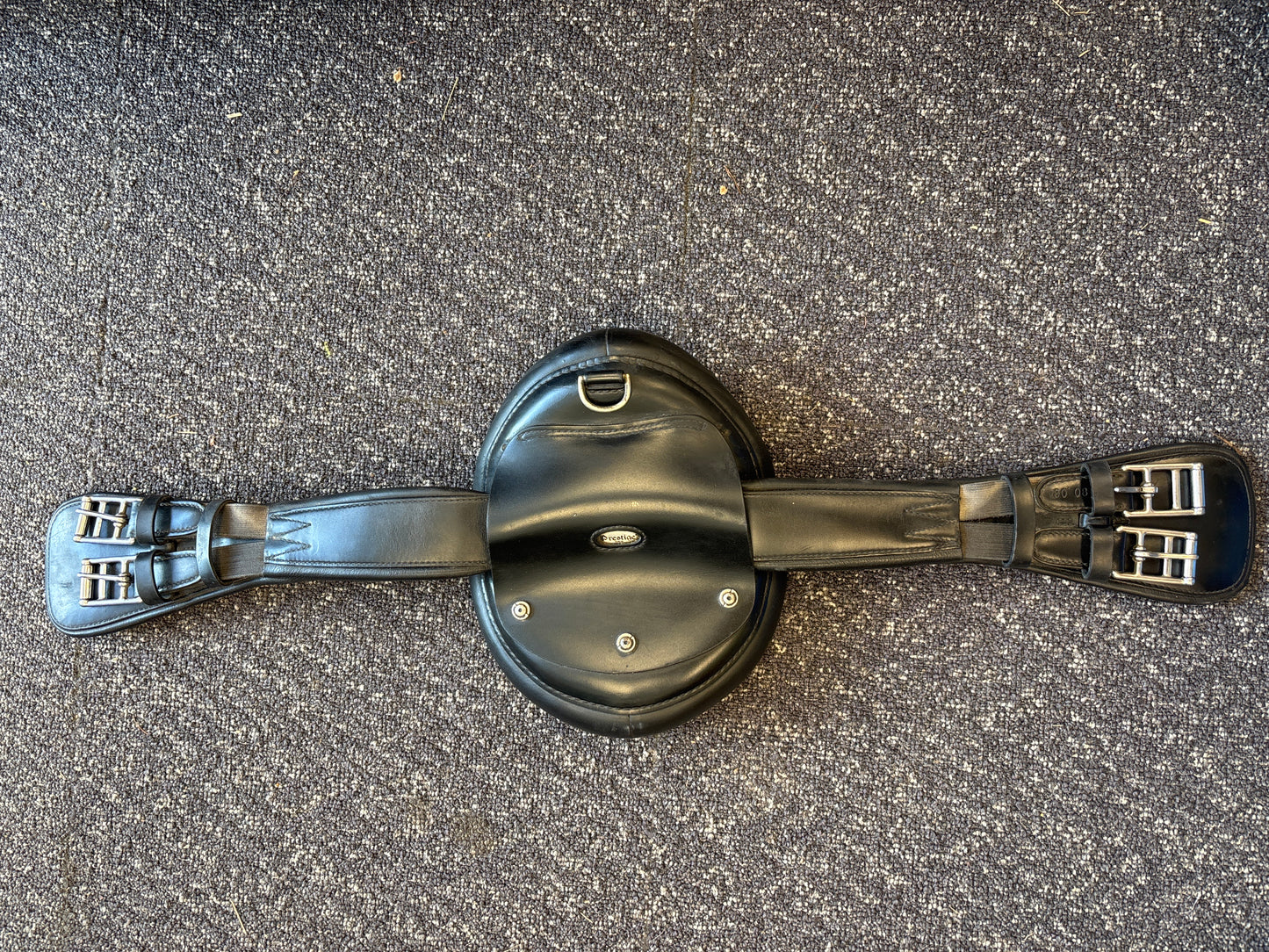 Prestige Pressure Relief Girth-Black-32”