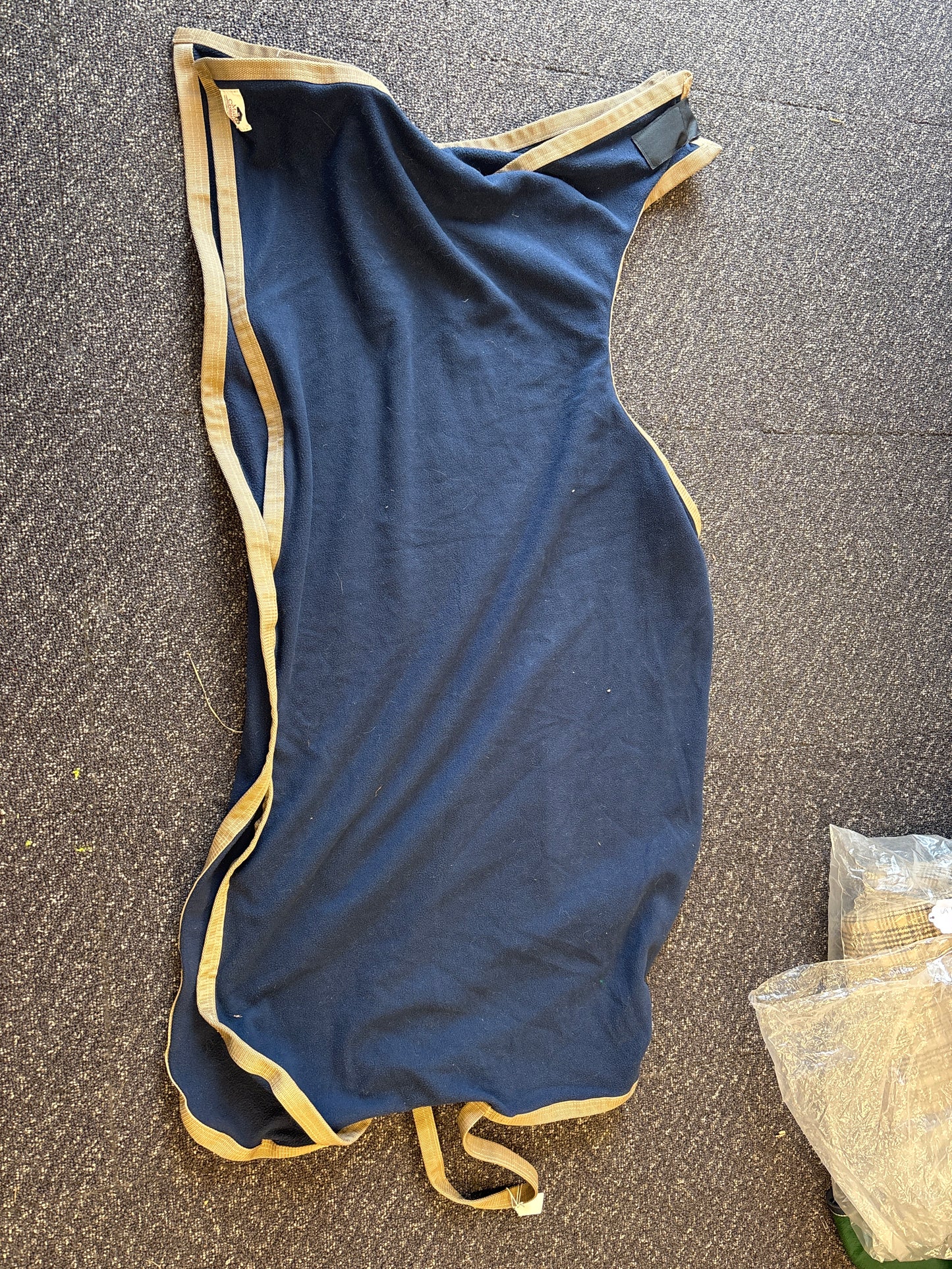 Fleece Quarter Sheet-Navy/Gold-72”/75”