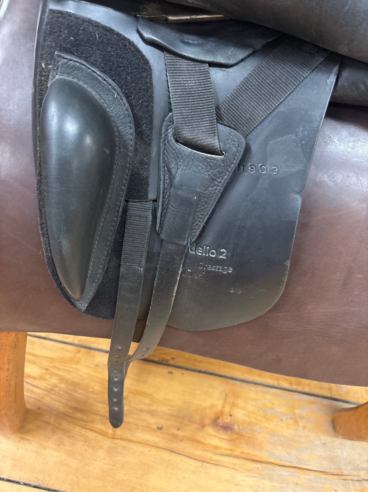 Duett Fidelio 2 Dressage Saddle-Black-17.5”-XXWide