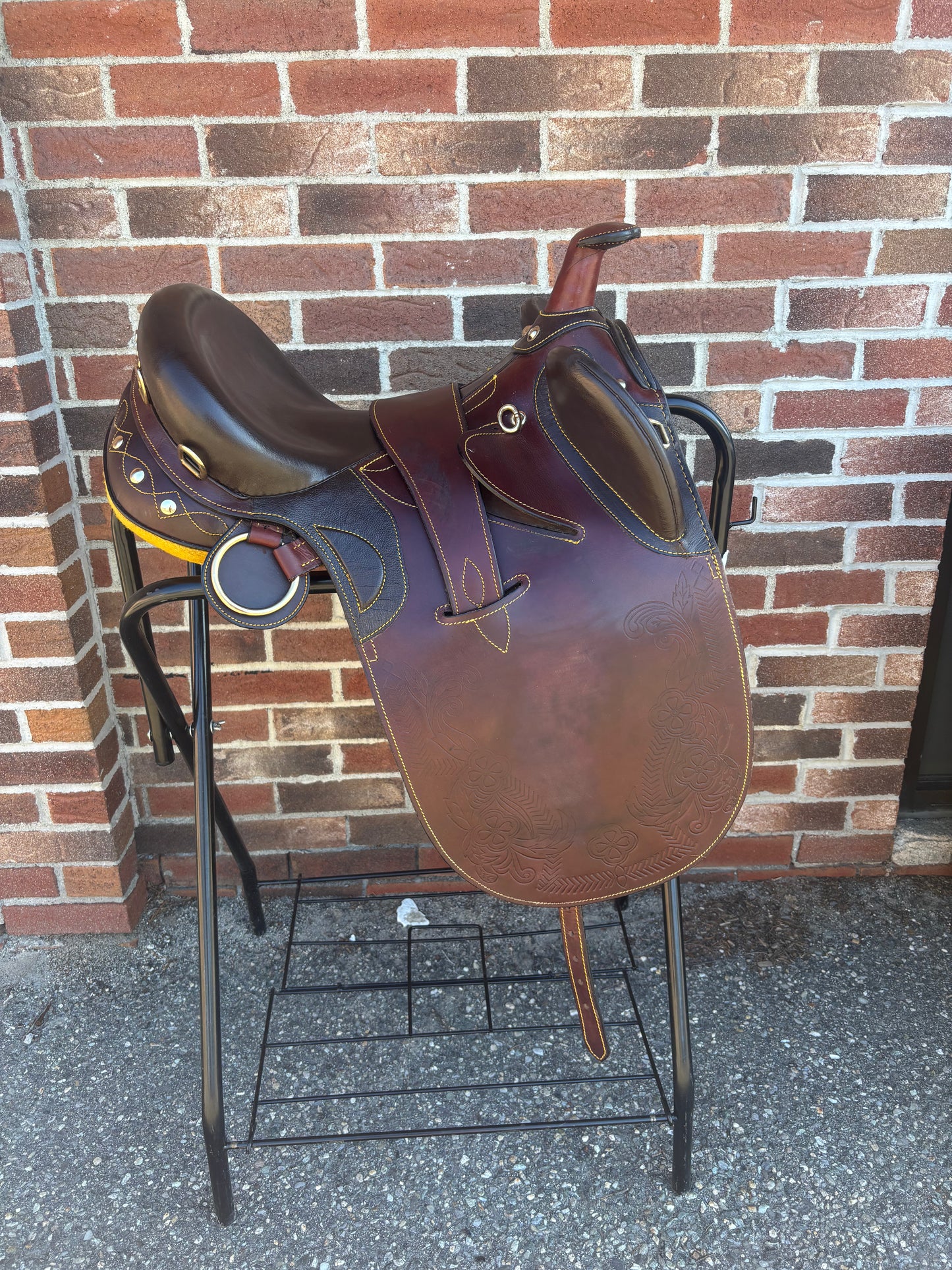 Australian Outrider Stock Saddle-Brown-16”-Medium