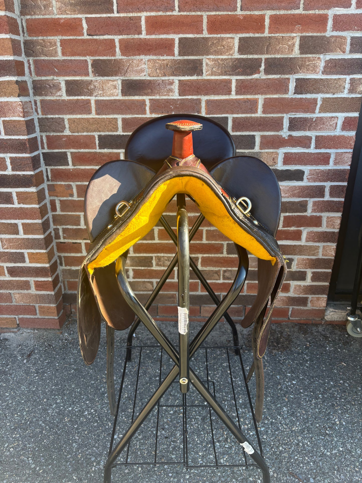 Australian Outrider Stock Saddle-Brown-16”-Medium