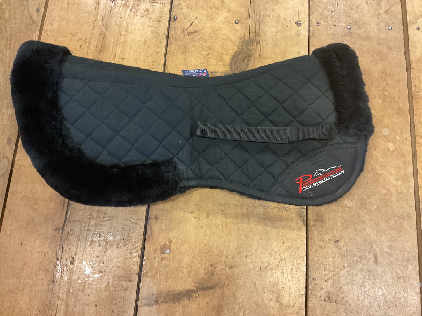 Shires Fleece 1/2 pad- black