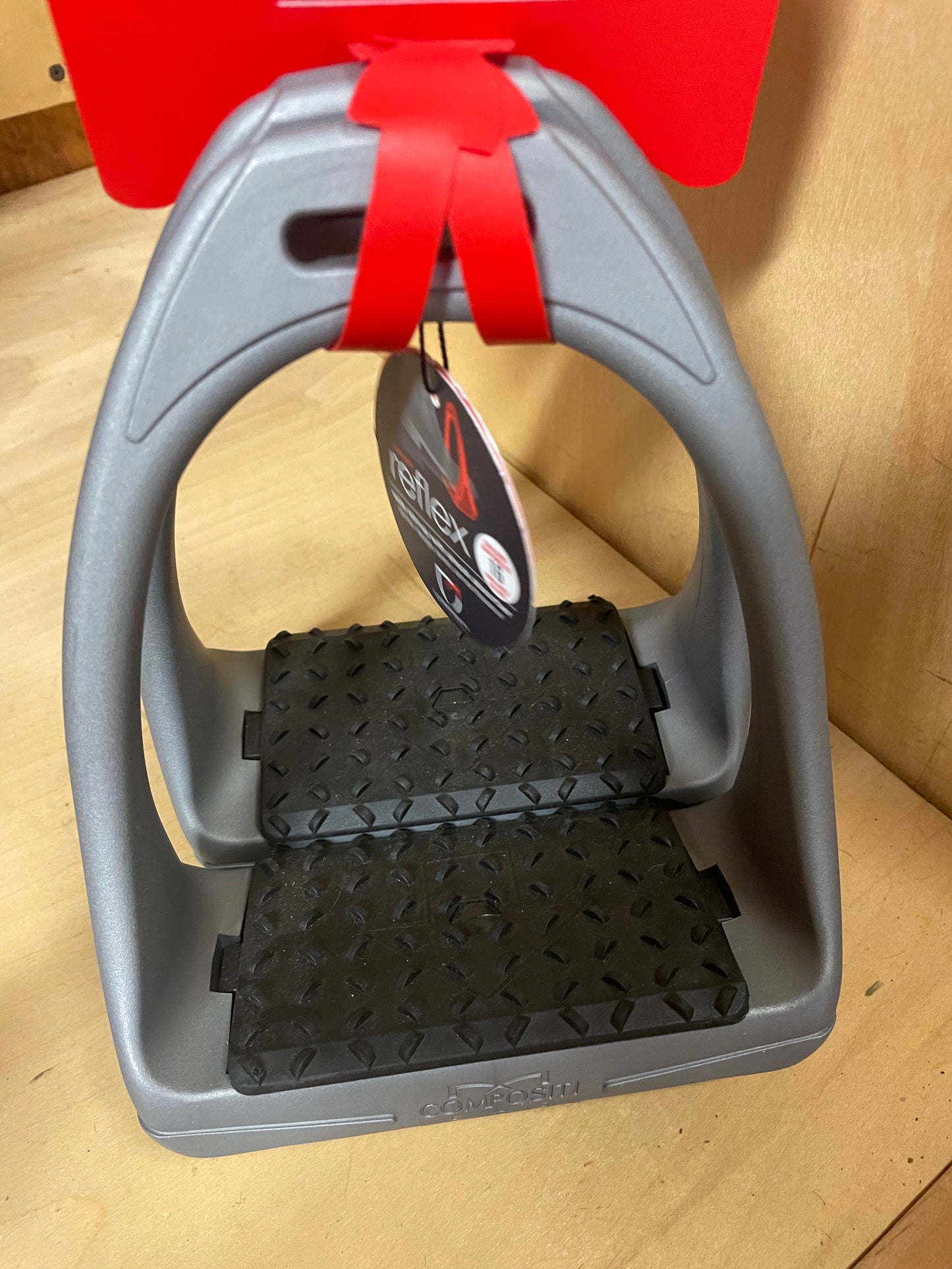 Compositi Wide Track Stirrups