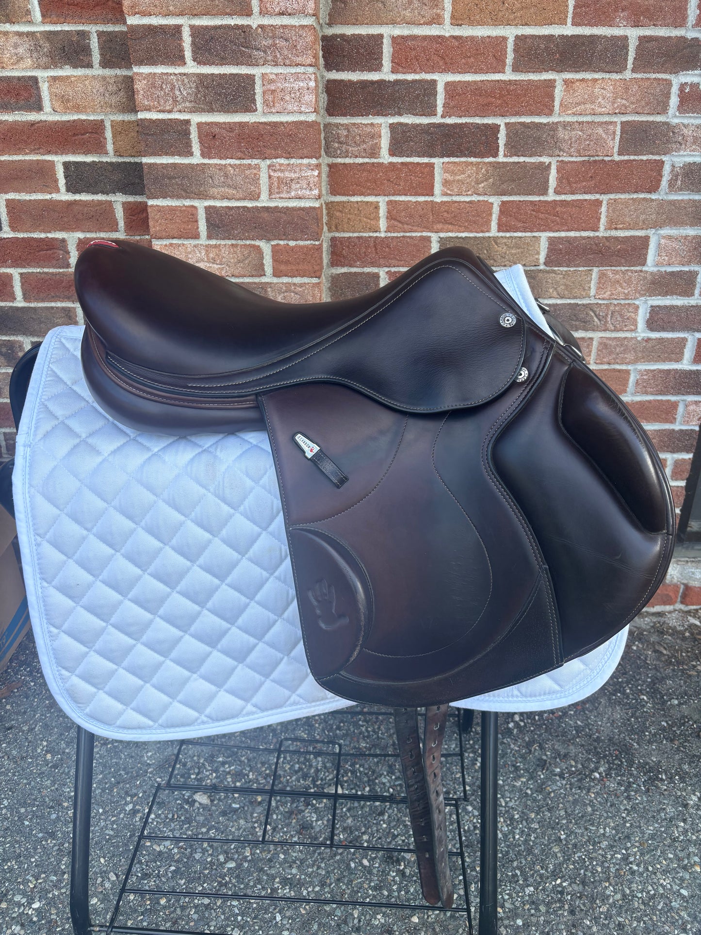 Equipe EK-Class Jump Saddle-17.5”-+1 +1