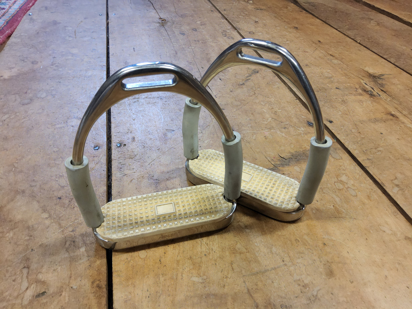 Metalab Jointed Stirrups